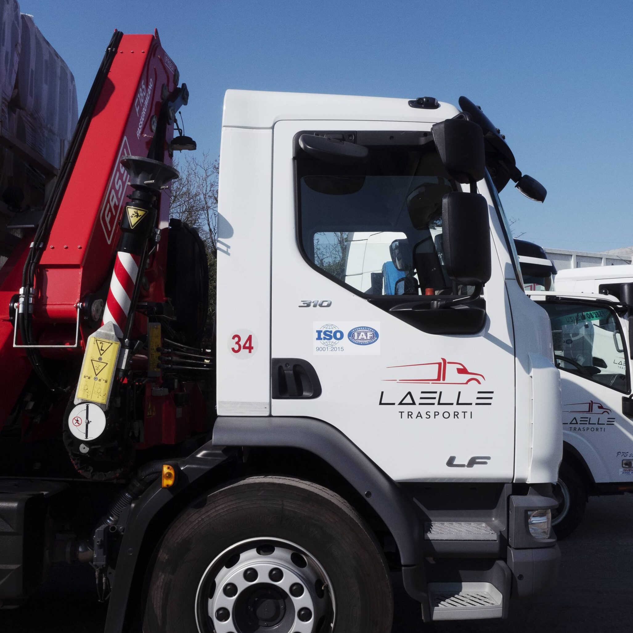 LAELLE TRASPORTI AZIENDA DI TRASPORTI E LOGISTICA